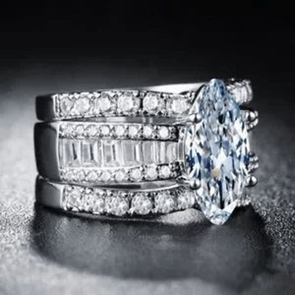 STERLING SILVER MARQUISE CUT BAGUETTE DIAMOND RING AND DIAMOND RING GUARDS - Picture 4 of 7